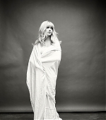 Mckenna-Grace-Matt-Kallish-011.jpg